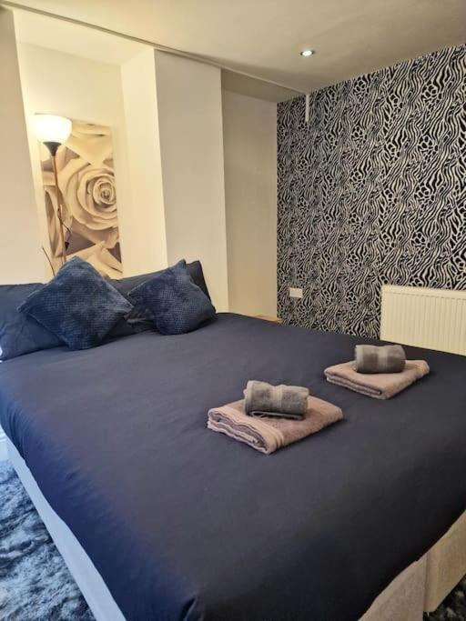 Private Courtyard Apartment In Bradford With Parking Shipley  Εξωτερικό φωτογραφία